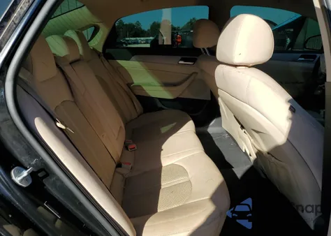 2019 Hyundai Sonata Limited z USA, uszkodzony, nr VIN 5NPE34AFXKH813326